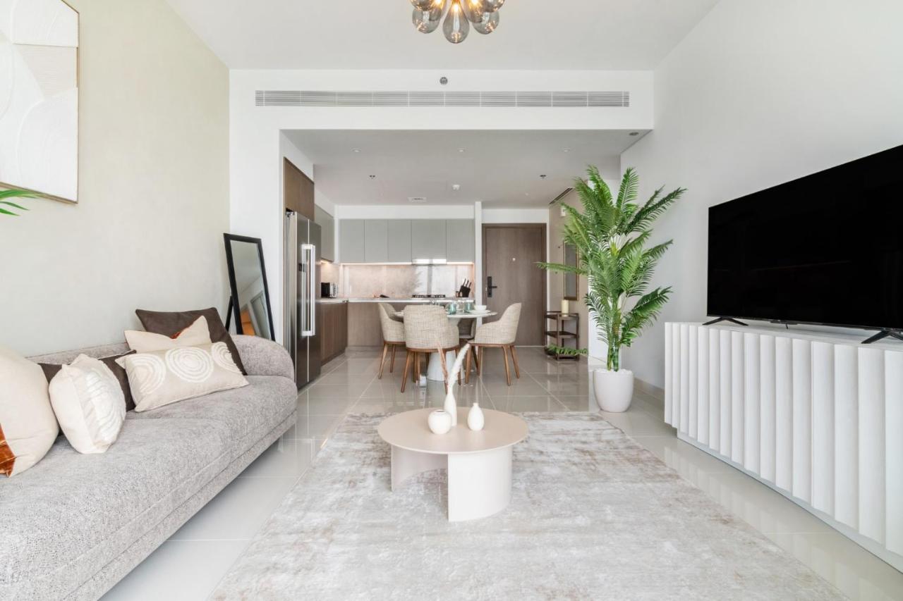 Sea View 2-bedroom - Isle Apartment *