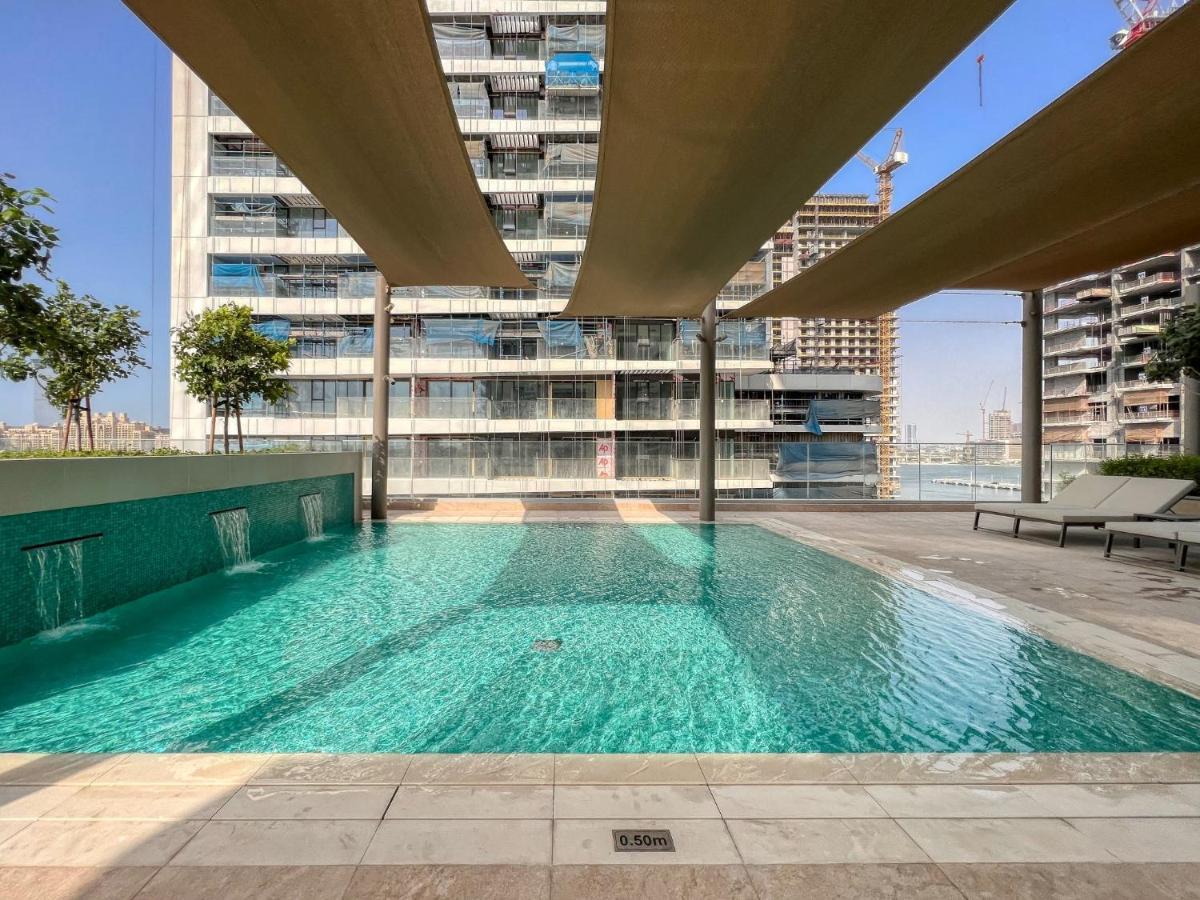 Sea View 2-bedroom - Isle Apartment Dubai